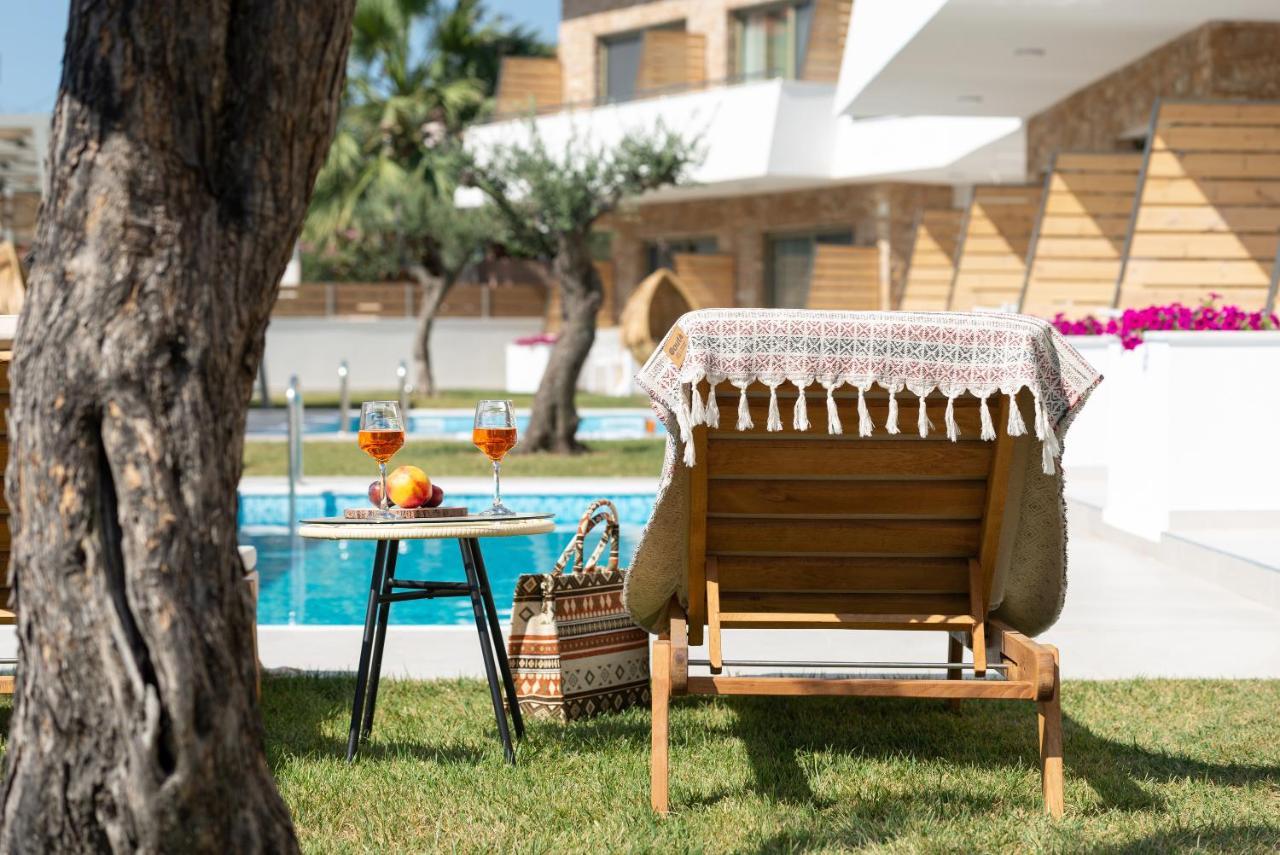 Imagine Luxury Suites Nikiti  Exterior foto